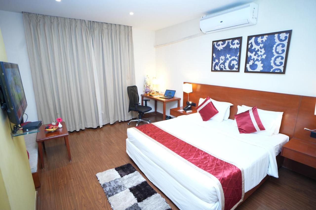 The Altruist Business Hotel Hitech Hyderabad Bagian luar foto