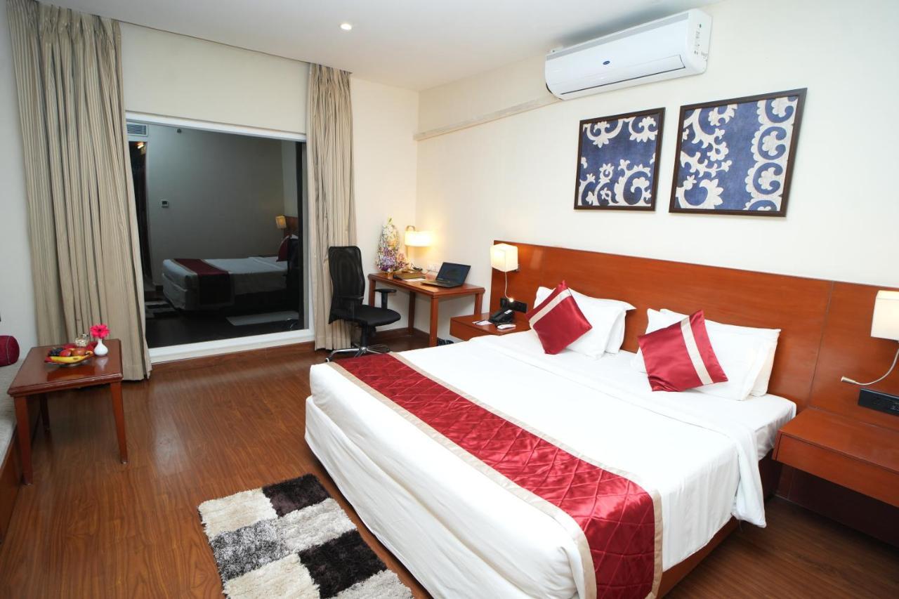 The Altruist Business Hotel Hitech Hyderabad Bagian luar foto