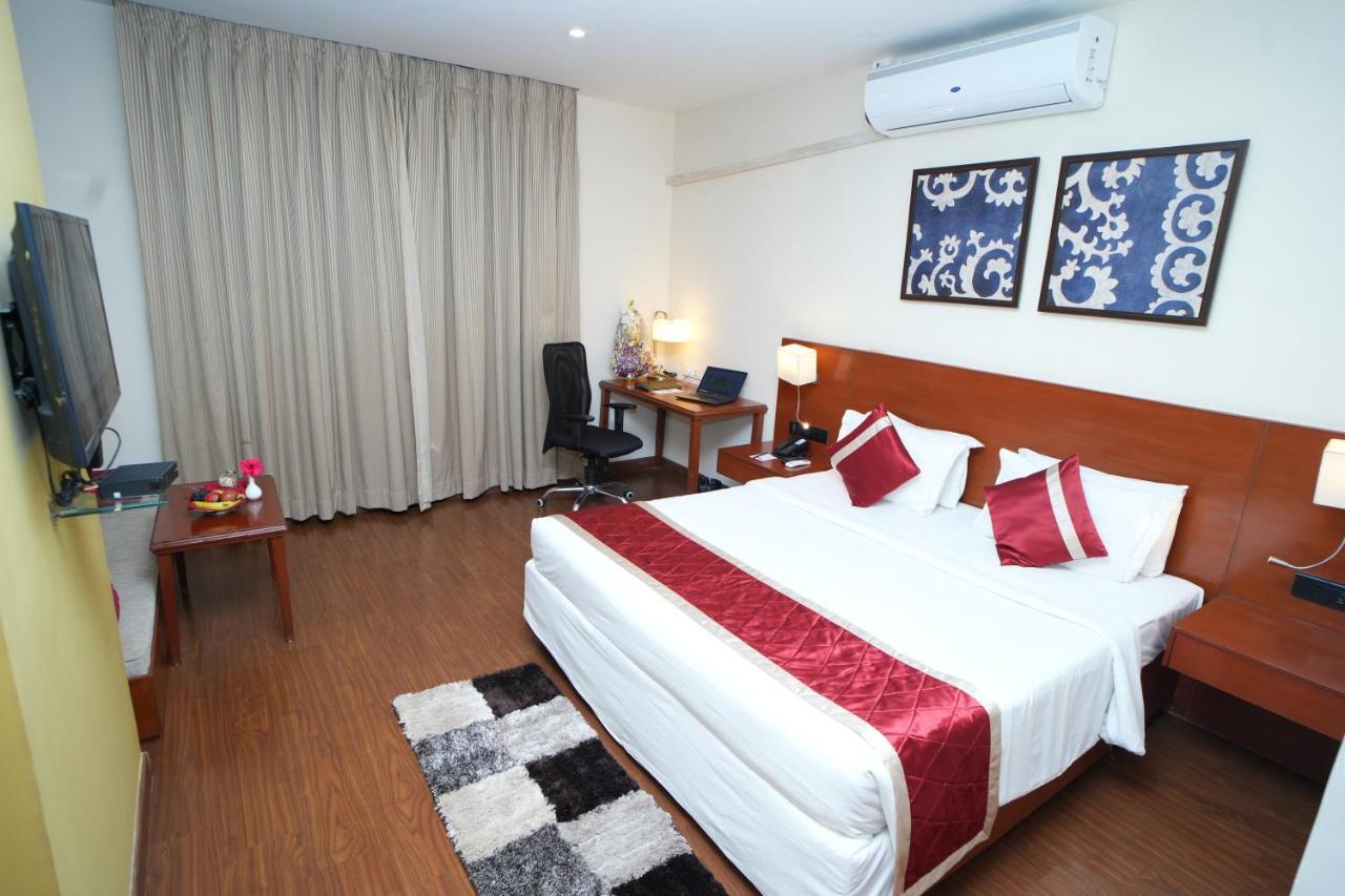 The Altruist Business Hotel Hitech Hyderabad Bagian luar foto