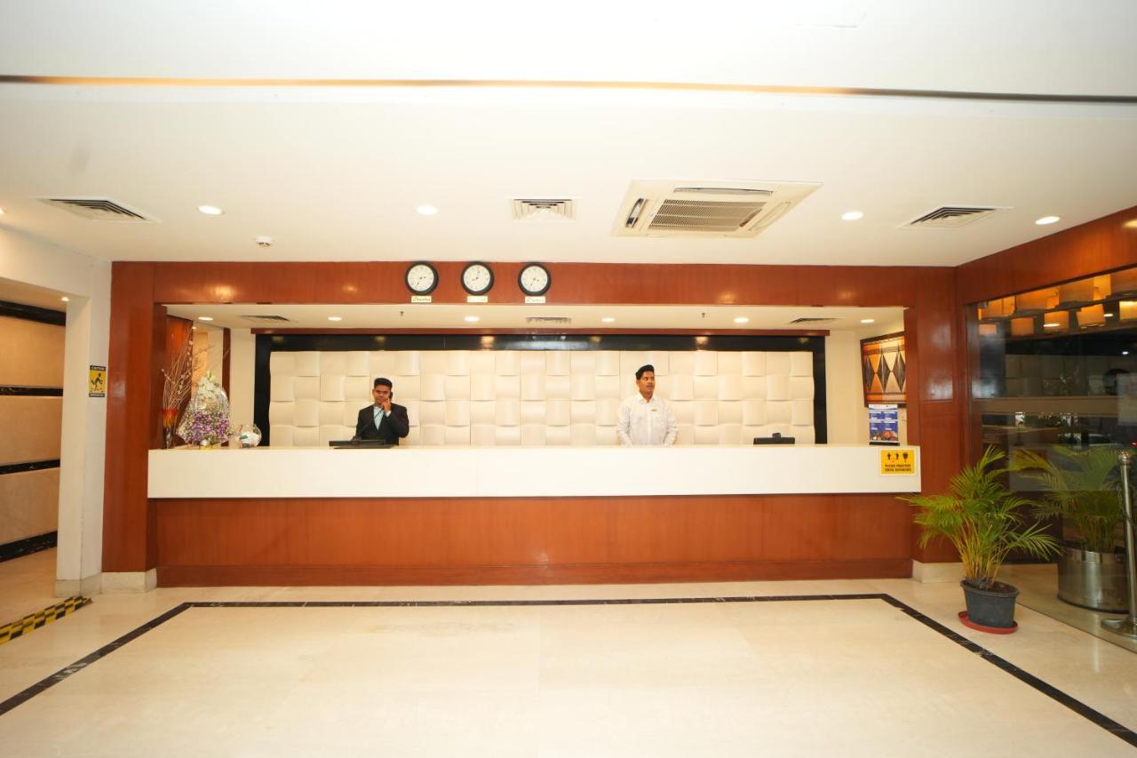 The Altruist Business Hotel Hitech Hyderabad Bagian luar foto