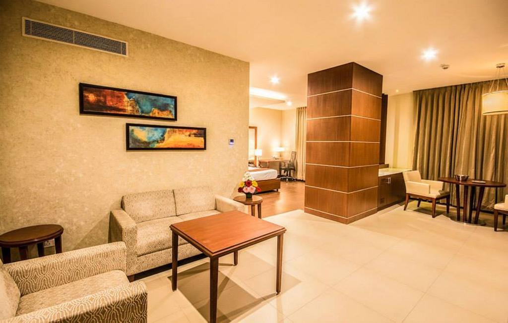 The Altruist Business Hotel Hitech Hyderabad Ruang foto