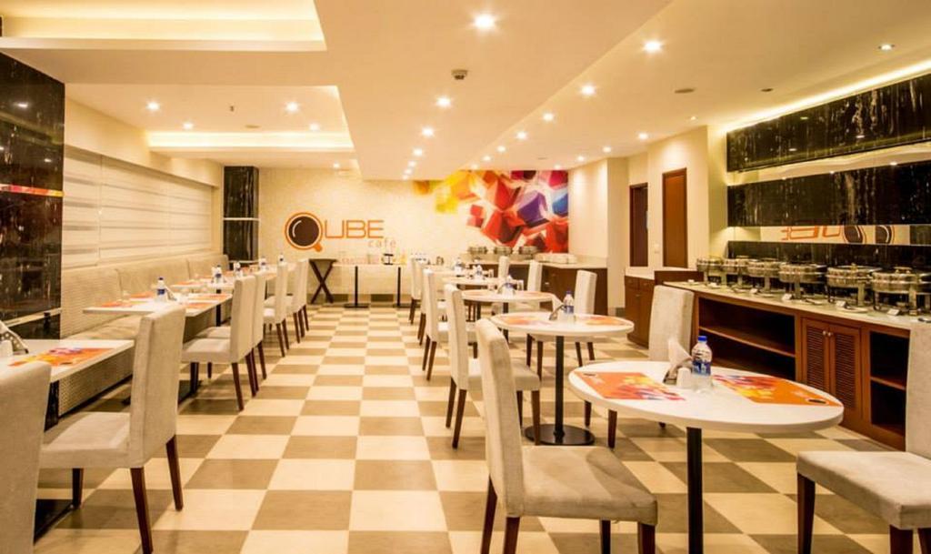 The Altruist Business Hotel Hitech Hyderabad Bagian luar foto